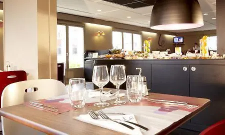 Greet Versailles - Le Bretonneux Hotel Voisins-le-Bretonneux