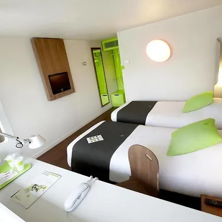 Hotel Greet Versailles - Le Bretonneux 3*