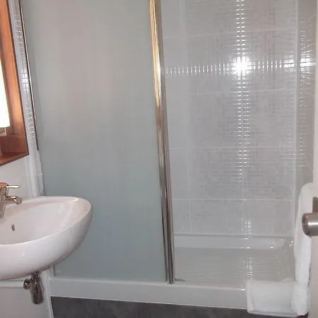 Greet Versailles - Le Bretonneux Hotel Voisins-le-Bretonneux